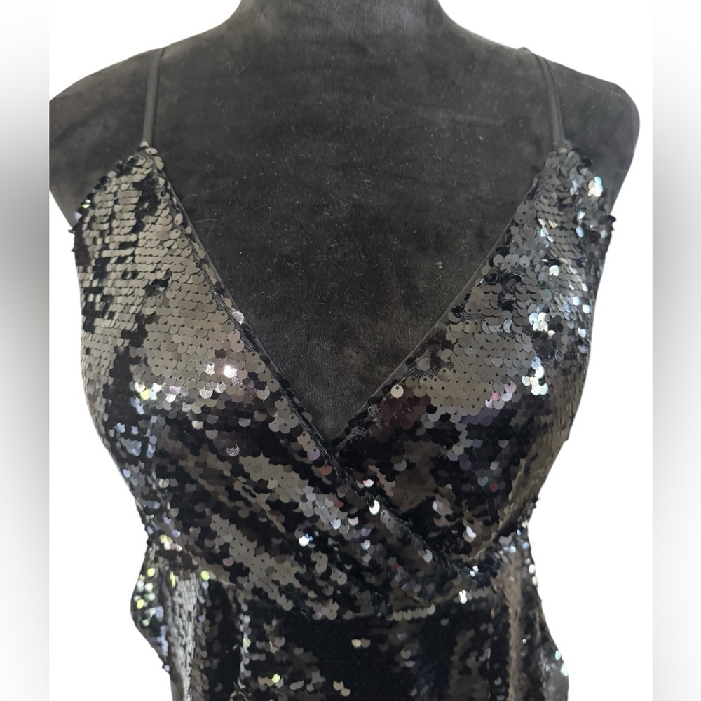 VENUS Black Sequin Asymmetrical Camisole, Size 12 - Picture 2 of 7